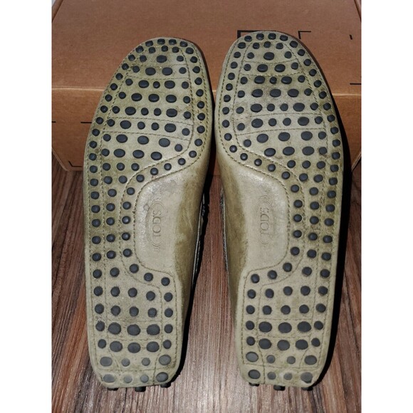 Tod\'s Rare Color Men\'s 7 Genuine Italian Leather Olive Green Loafers $625 Retail main image 6